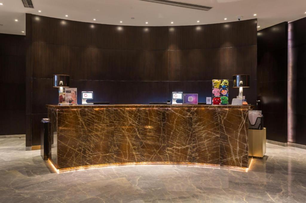 The Qube Hotel Jingzhou Exterior photo
